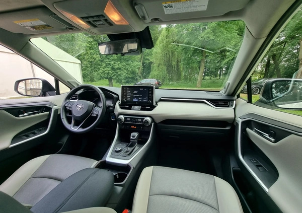 Toyota RAV4 cena 174000 przebieg: 24232, rok produkcji 2020 z Wieleń małe 407